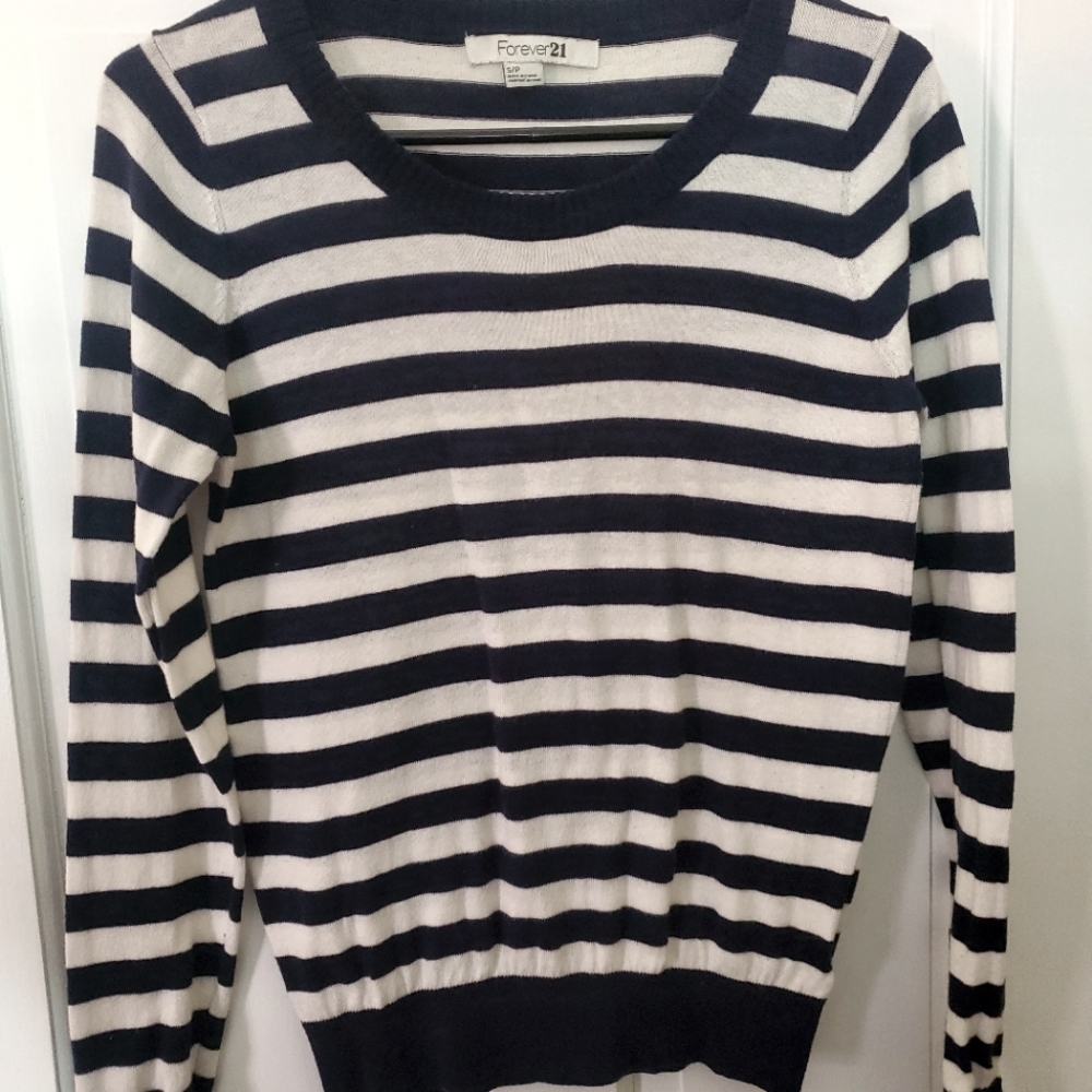 Crew Neck Top